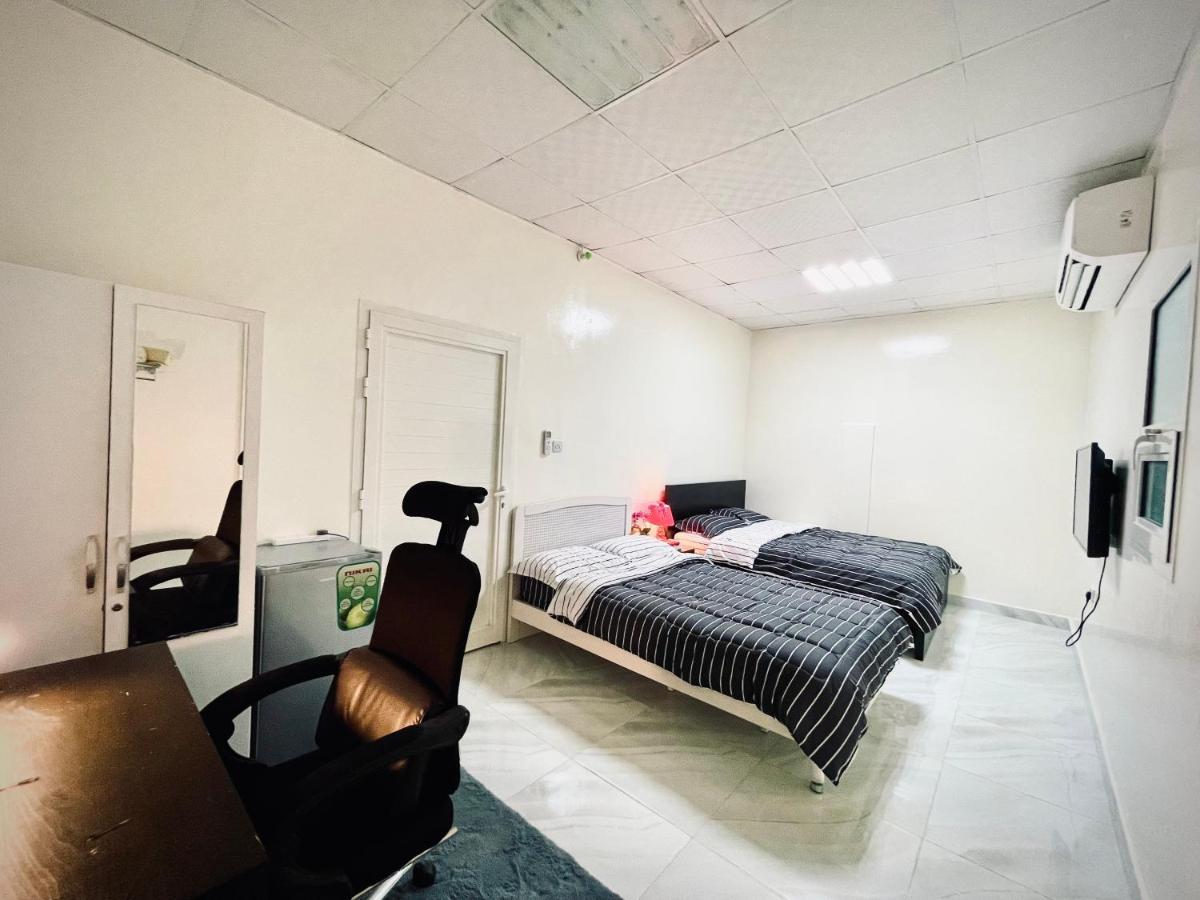 Private 2Bedroom Villa With T&B And Kitchenette Near Abu Dhabi International Airport Екстер'єр фото